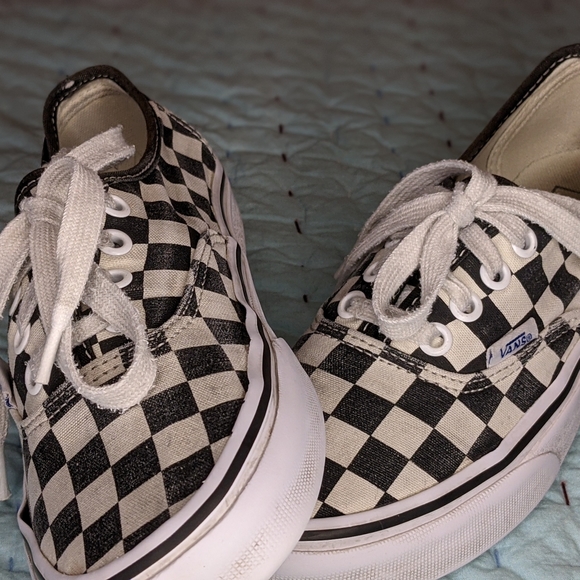 Checkered Vans - Picture 4 of 5